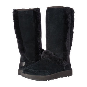NIB UGG TALL SUNDANCE BLACK SUEDE WATERPROOF BOOTS‎